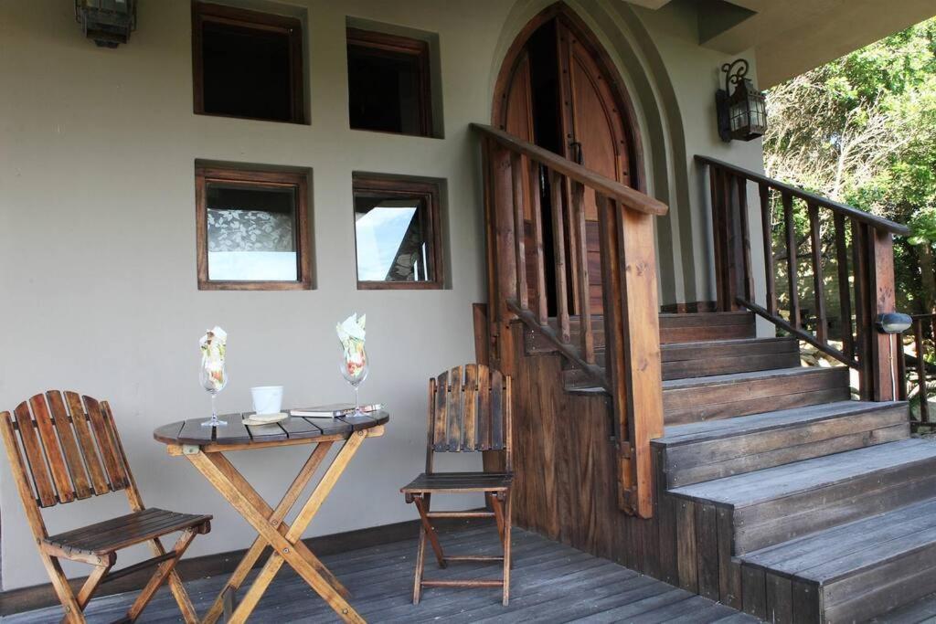 Livingstone Villa Wilderness Exterior photo
